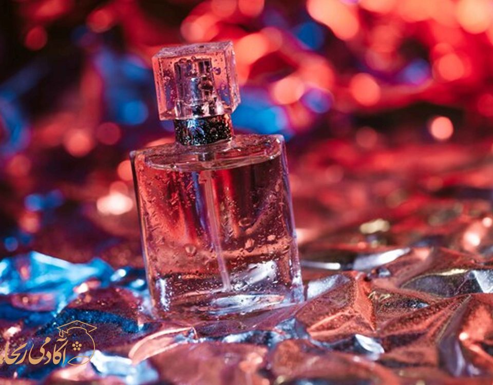 ۱۵ روش برای بیشتر کردن ماندگاری بوی عطر و ادکلن